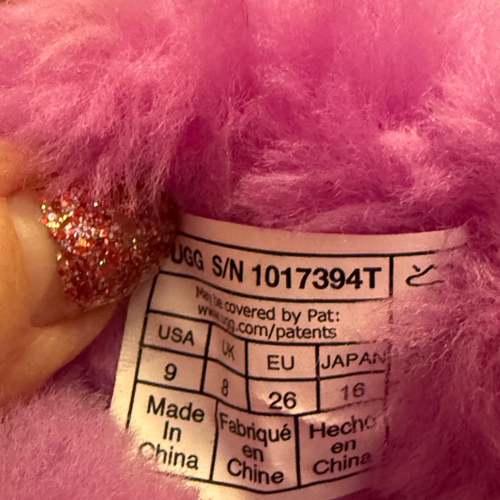 UGG Vibrant Pink Fluffy Footwear